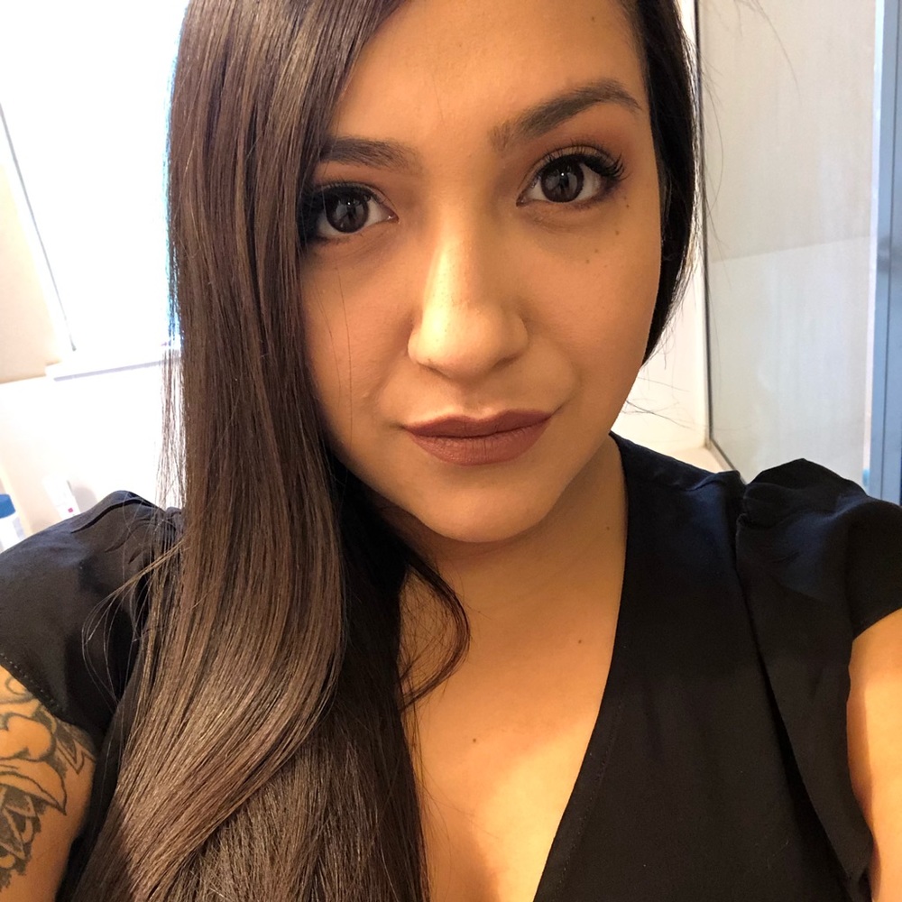 Meet your Posher, Joanna